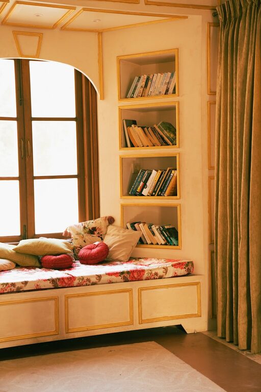 Creating a Cozy and Inviting Reading Nook at Home